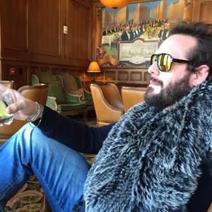 Meet your Posher, Craig